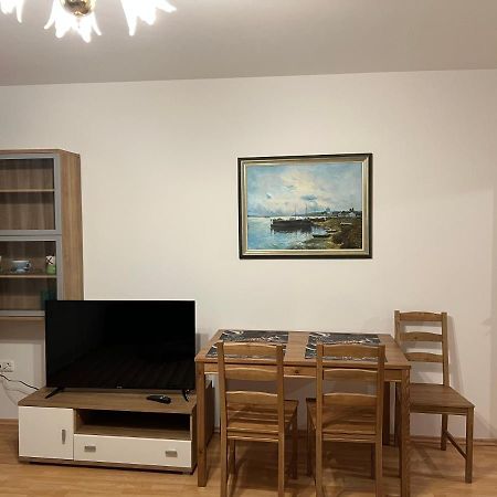 Ferienwohnung Am Konigsplatz เอาก์สเบิร์ก ภายนอก รูปภาพ